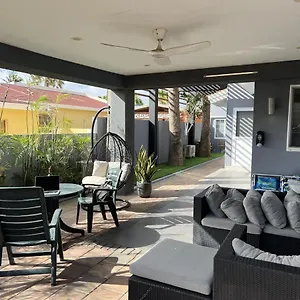 https://browns-1-bedroom-apartment.comcaribbean.com