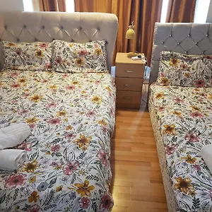 https://catford-homely-home.cambridgehotelsuk.com